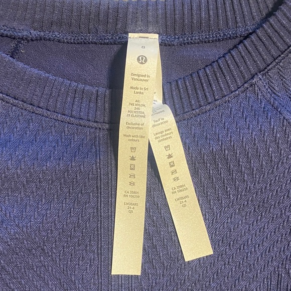 Lululemon Athletica Blue Ribbed Long Sleeve Top - Like New - Picture 2 of 6